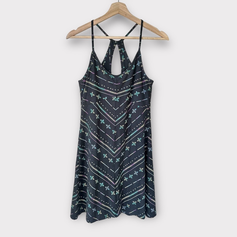 Patagonia Women's Spright Dress in Black/Blazing Stripe, size‎ S